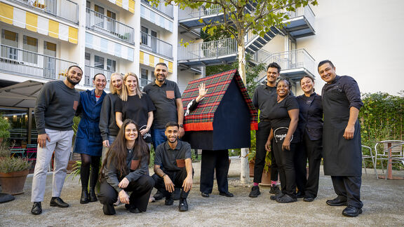 Magdas HOTEL Character Hausc Karo Pernegger 31 Magdas HOTEL Character Hausc Karo Pernegger 31